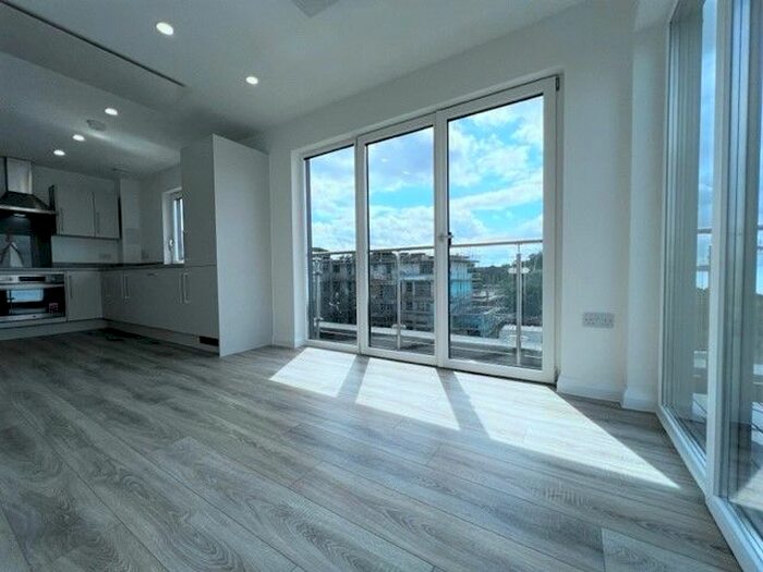 2 Bedroom Flat To Rent In Newtown Road, Ashford, TN24