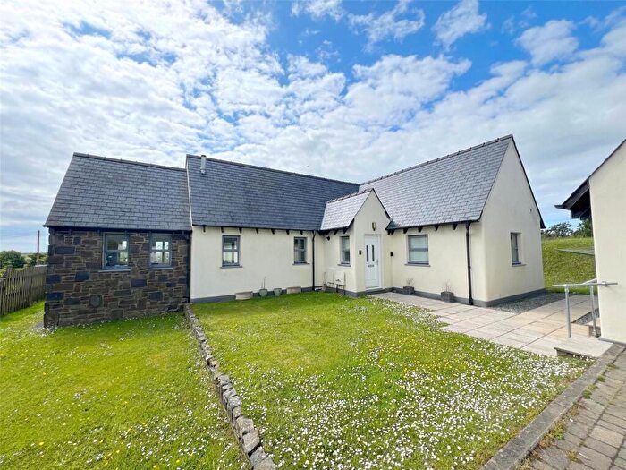 3 Bedroom Bungalow For Sale In Eastmoor Park, Cuffern, Roch, Haverfordwest, SA62