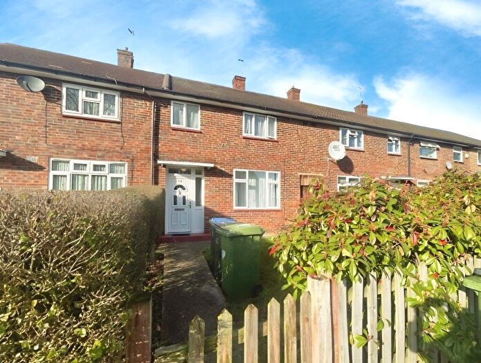 3 Bedroom Terraced House To Rent In Restons Crescent, London, SE9