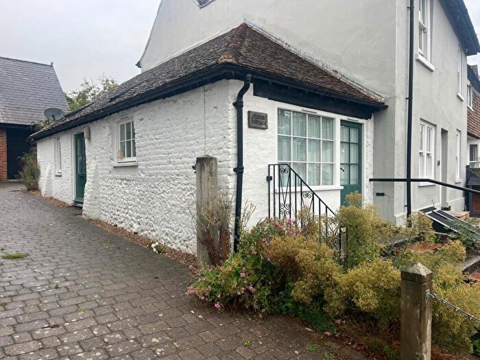 1 Bedroom Bungalow To Rent In High Street, Elham, Canterbury, Kent, CT4