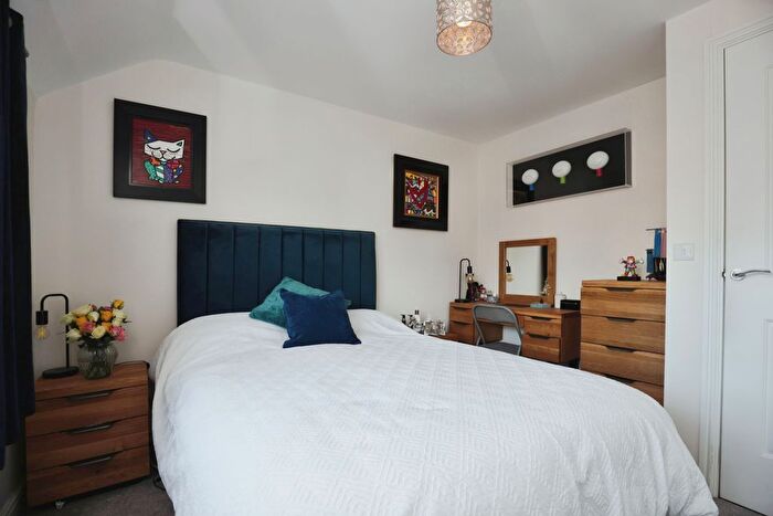 2 Bedroom Terraced House For Sale In Willow Way, Stratford-Upon-Avon, Warwickshire, CV37