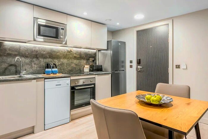 1 Bedroom Flat To Rent In Beaumont House, Lincoln, LN1