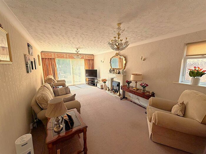 Property To Rent In Catherine Gardens, West End, Southampton, SO30