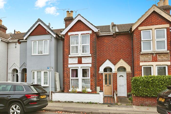3 Bedroom Terraced House For Sale In Dutton Lane, Eastleigh, SO50