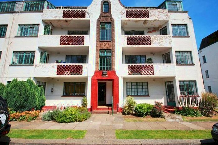 3 Bedroom Flat To Rent In Ealing Village, Ealing, London, W5