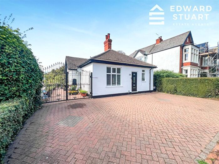 4 Bedroom Detached House For Sale In Thorpe Lea Road, Peterborough, Cambridgeshire, PE3