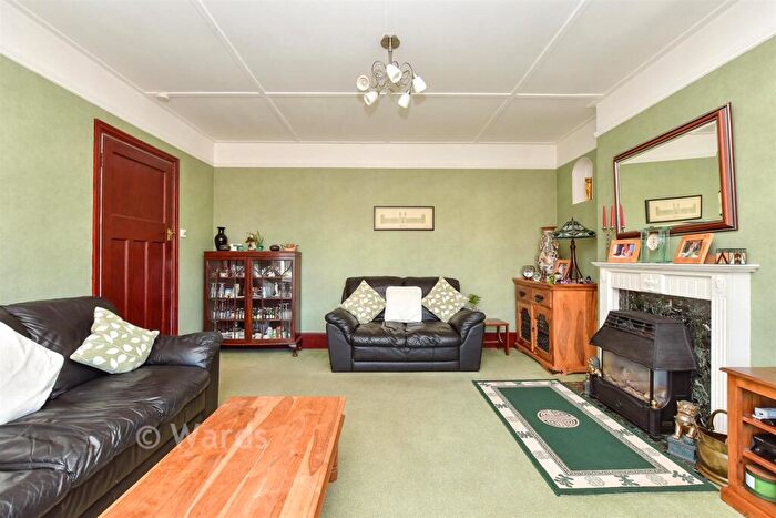 3 Bedroom Detached House For Sale In Minster Road, Minster On Sea, Sheerness, Kent, ME12