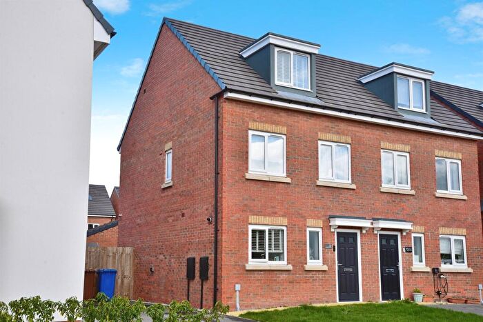 3 Bedroom Semi-Detached House For Sale In Harthill Avenue, Leconfield, Beverley, HU17
