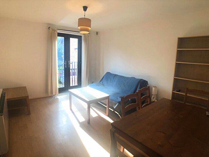 1 Bedroom Flat To Rent In Southerngate Way, New Cross, SE14