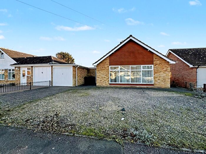 3 Bedroom Detached Bungalow For Sale In Eddowes Road, Barham, Ipswich, IP6