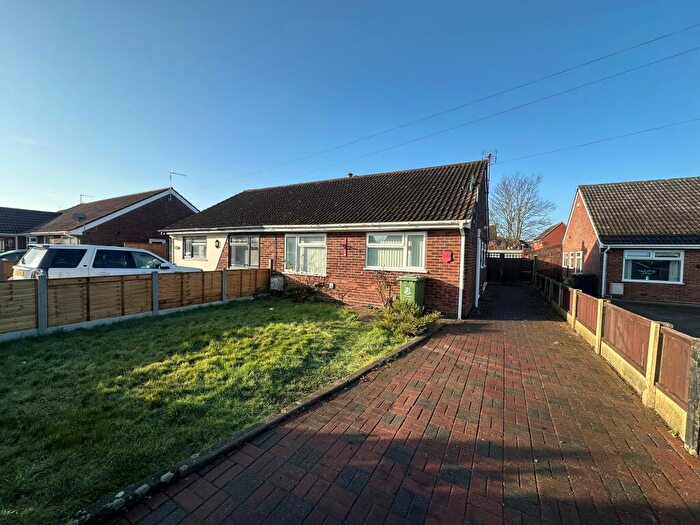 2 Bedroom Bungalow To Rent In Queensway, Caister-on-Sea, Great Yarmouth, NR30