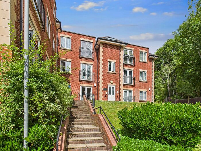 2 Bedroom Flat For Sale In Clementine Drive, Mapperley, Nottingham, NG3