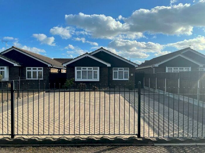 2 Bedroom Bungalow To Rent In Aylesbeare, Shoeburyness, Southend-on-Sea, Essex, SS3