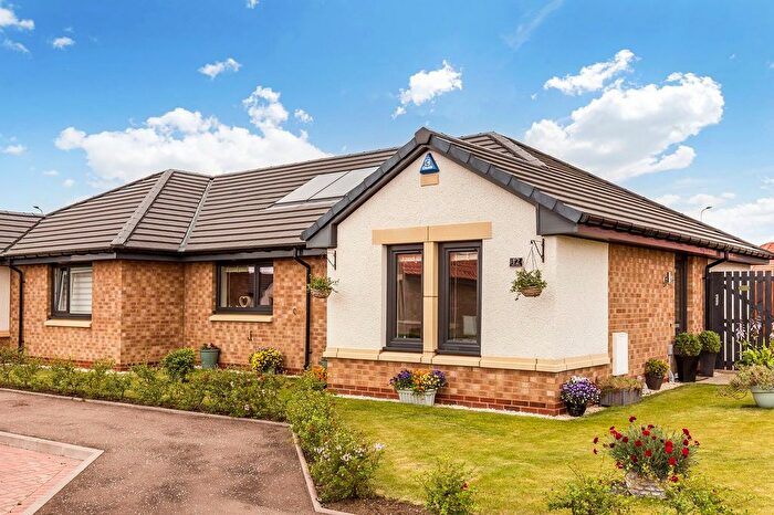 2 Bedroom Semi-Detached Bungalow For Sale In The Fifies, St Monans, KY10