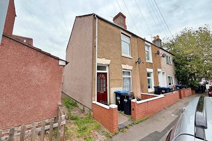 2 Bedroom End Of Terrace House To Rent In Hunter Street, Rugby, CV21