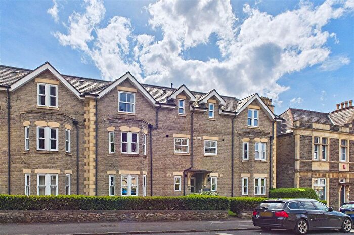 2 Bedroom Flat For Sale In Coastal Living Moments From Hill Road, Clevedon, BS21