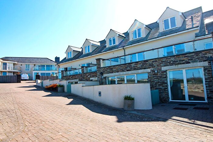 2 Bedroom Flat For Sale In Ocean Blue, Treyarnon Bay, PL28
