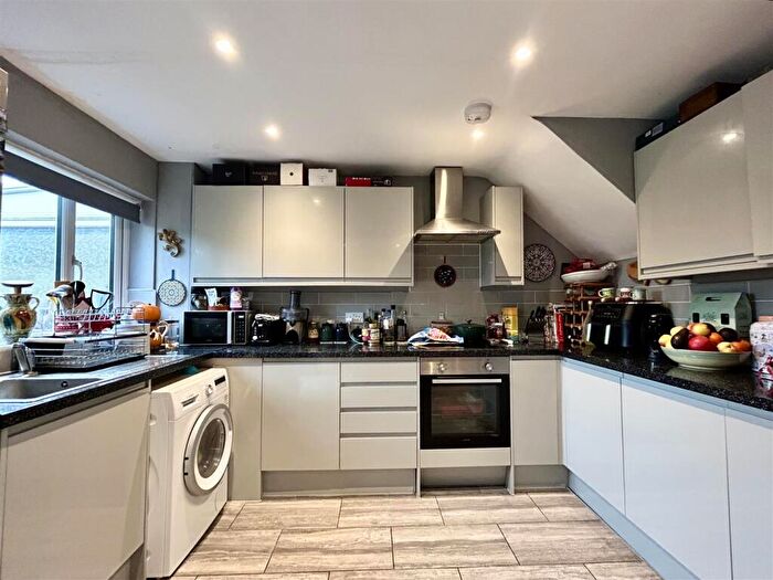3 Bedroom Terraced House To Rent In Potters Field, Harlow, CM17