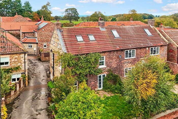 3 Bedroom House For Sale In Moor Lane, Arkendale, HG5