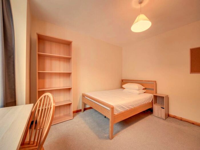 4 Bedroom House To Rent In Guildford Road, Canterbury, Kent, CT1