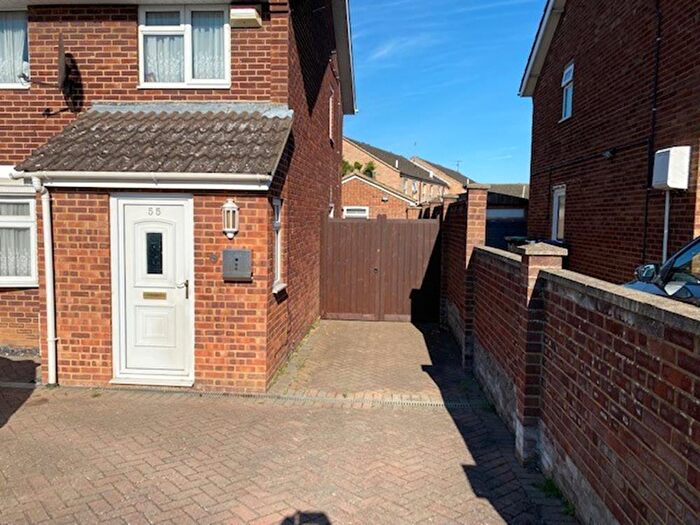 1 Bedroom Property To Rent In Mount Pleasant Road, Clapham, MK41