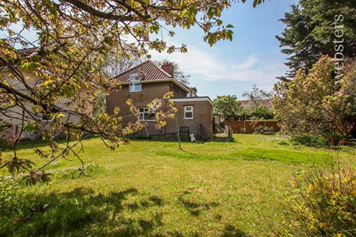 3 Bedroom End Of Terrace House For Sale In Henderson Road, Norwich, NR4