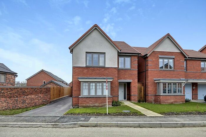 4 Bedroom Detached House To Rent In Sunstone Drive, Newhall, Swadlincote, DE11