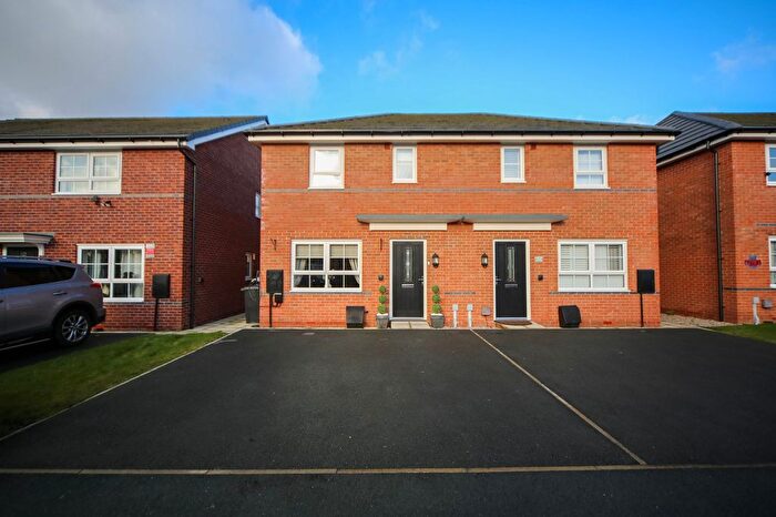 3 Bedroom Semi Detached House For Sale In Hardwick Close, Ince, WN2