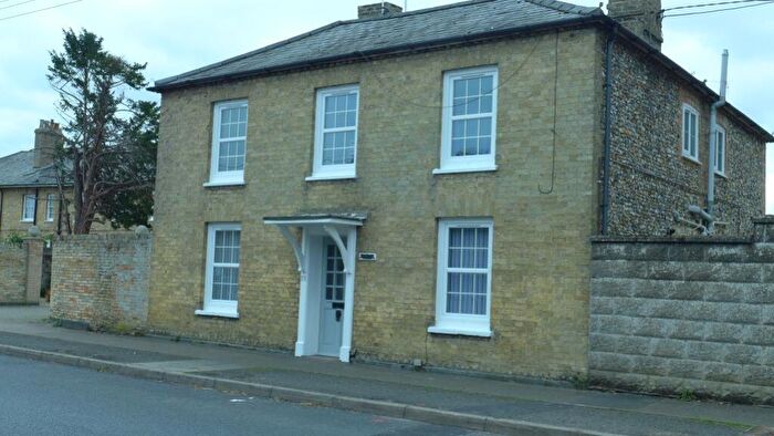 3 Bedroom Semi-Detached House To Rent In Queensway, Mildenhall, Suffolk, IP28