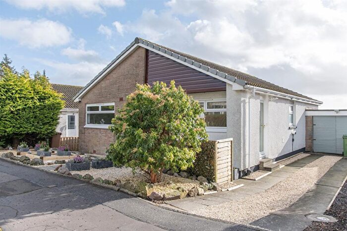 3 Bedroom Property For Sale In Innerdownie Place, Dollar, FK14