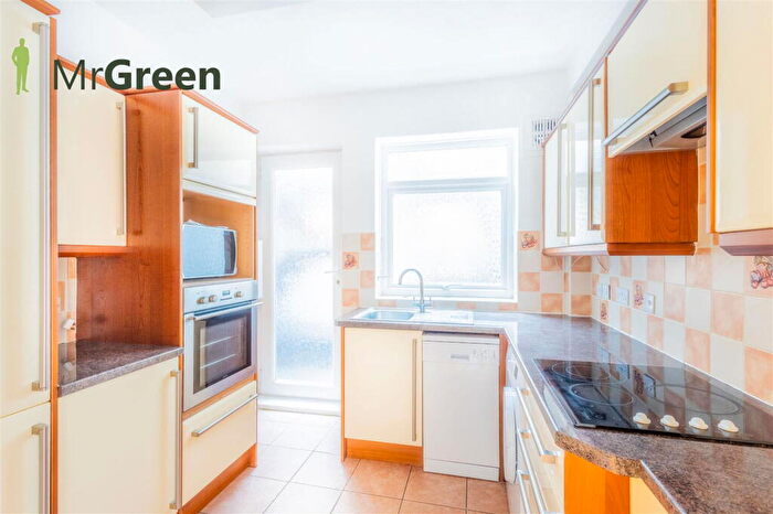 2 Bedroom Apartment To Rent In Christchurch Road, Bournemouth, BH1