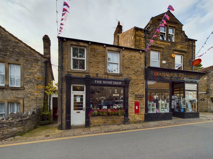 1 Bedroom Flat To Rent In Main Street, Grassington, BD23
