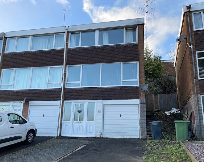 3 Bedroom Terraced House For Sale In Oldswnford - Redhill Close, DY8