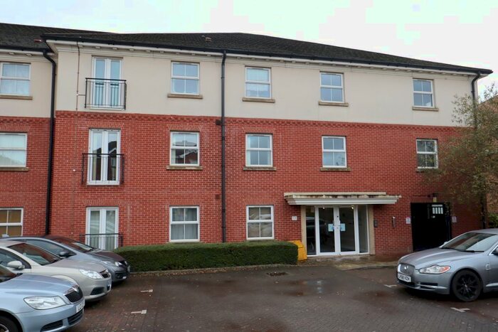 2 Bedroom Flat To Rent In Olsen Rise, Lincoln, LN2