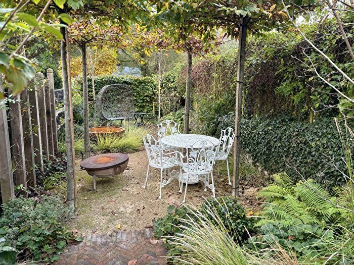 2 Bedroom Character Property To Rent In The Street, Poynings, BN45