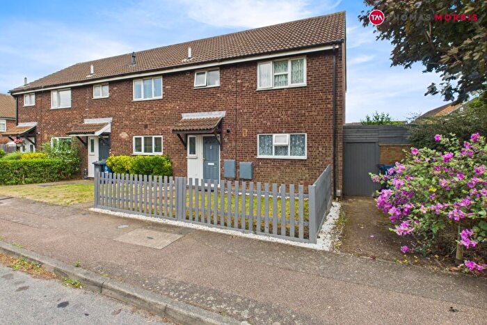 3 Bedroom End Of Terrace House For Sale In Monarch Road, Eaton Socon, St. Neots, Cambridgeshire, PE19