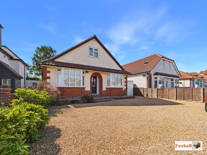 4 Bedroom Chalet For Sale In Bixley Road, Ipswich, IP3