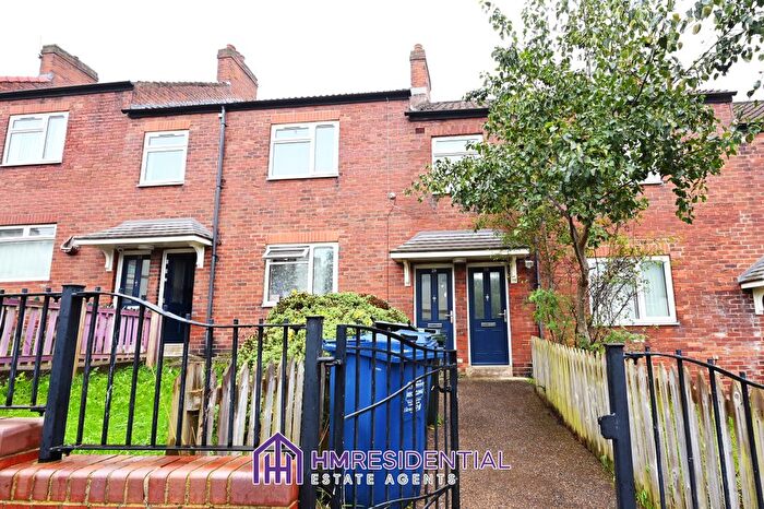 2 Bedroom Flat To Rent In Bilbrough Gardens, Newcastle Upon Tyne, NE4