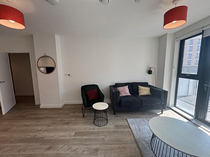 1 Bedroom Flat To Rent In Viscount House, Regency Heights, NW10