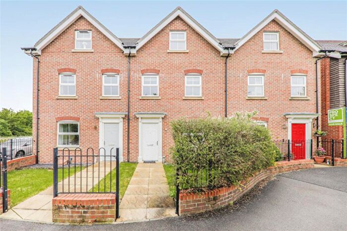 3 Bedroom Town House To Rent In Butler Drive, Bracknell, Berkshire, RG12
