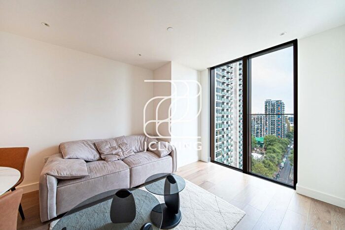 2 Bedroom Flat To Rent In Marsh Wall, London, E14