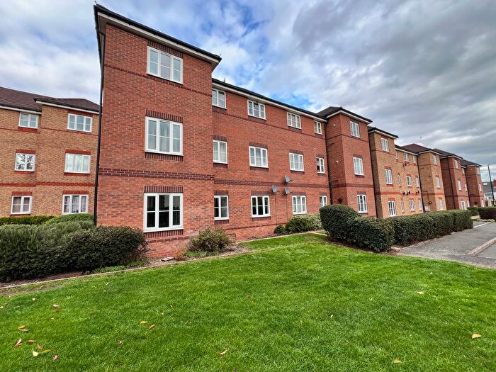 2 Bedroom Flat To Rent In Ashdown Grove, Walsall, WS2