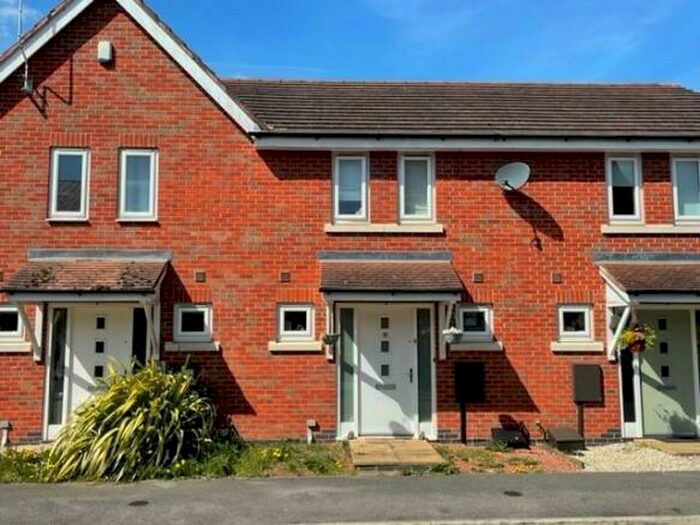 3 Bedroom Town House To Rent In Robin Down Court, Kirkby-In-Ashfield, NG17