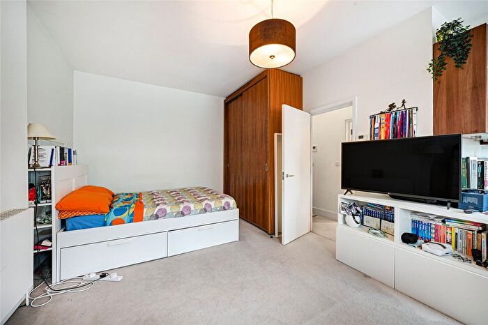 Studio To Rent In Cranley Gardens, South Kensington, London, SW7