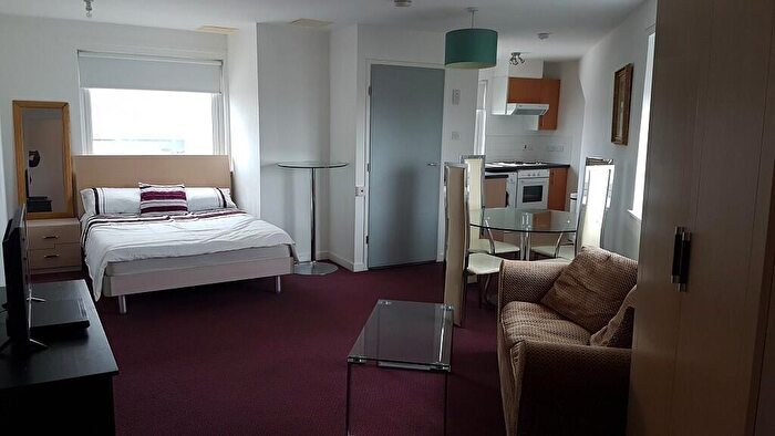 Apartment To Rent In Blackfriars Road, Glasgow, G1