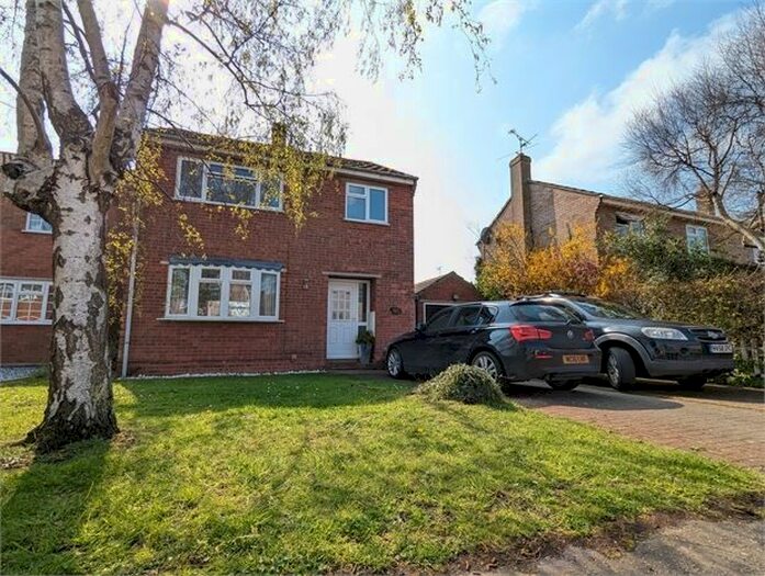 3 Bedroom Detached House To Rent In King Charles Road, West Mersea, Essex., CO5