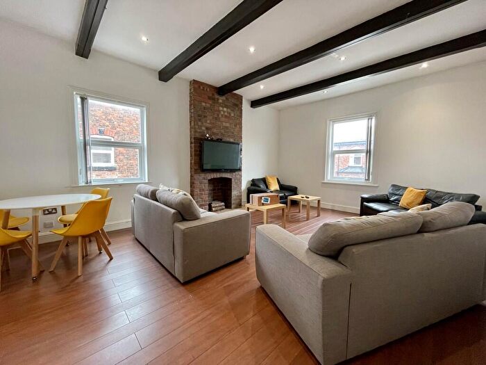 4 Bedroom Apartment To Rent In Wigan Road, Ormskirk, L39