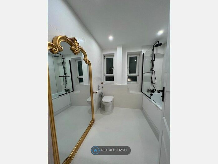 3 Bedroom Flat To Rent In London, London, SW6