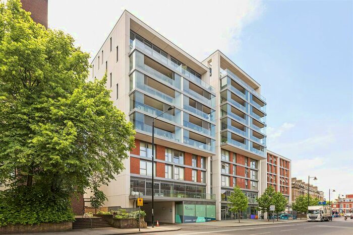 3 Bedroom Flat To Rent In Tileman House, Putney, SW15