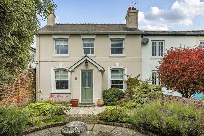 2 Bedroom Semi-Detached House For Sale In Bentley, Farnham, GU10